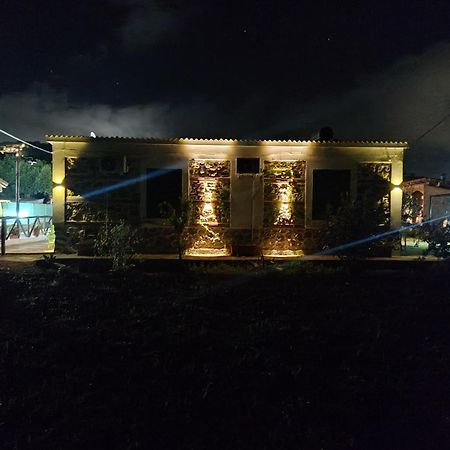 Casa Spezzara Villa Santa Domenica  Exterior foto